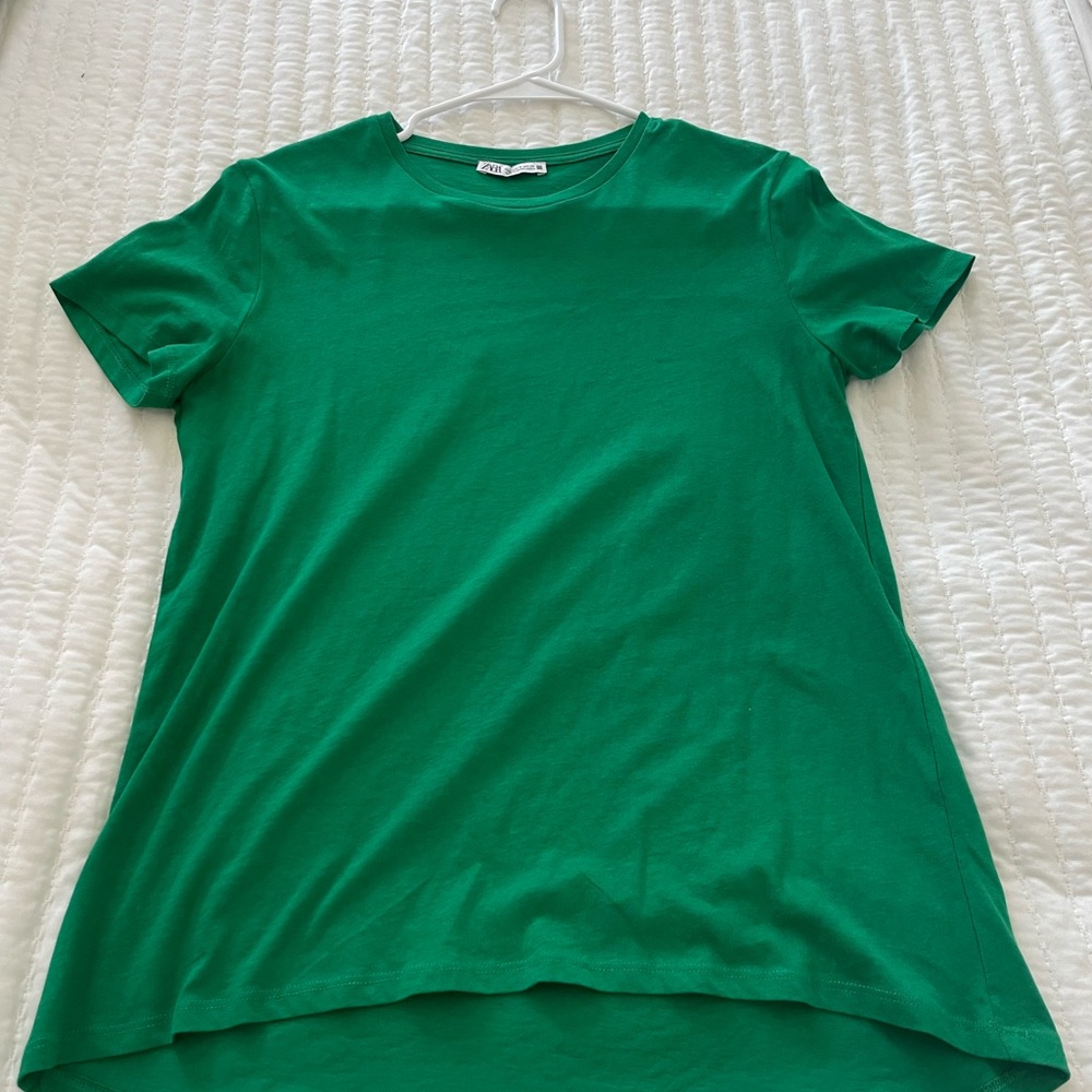 Green Zara tee